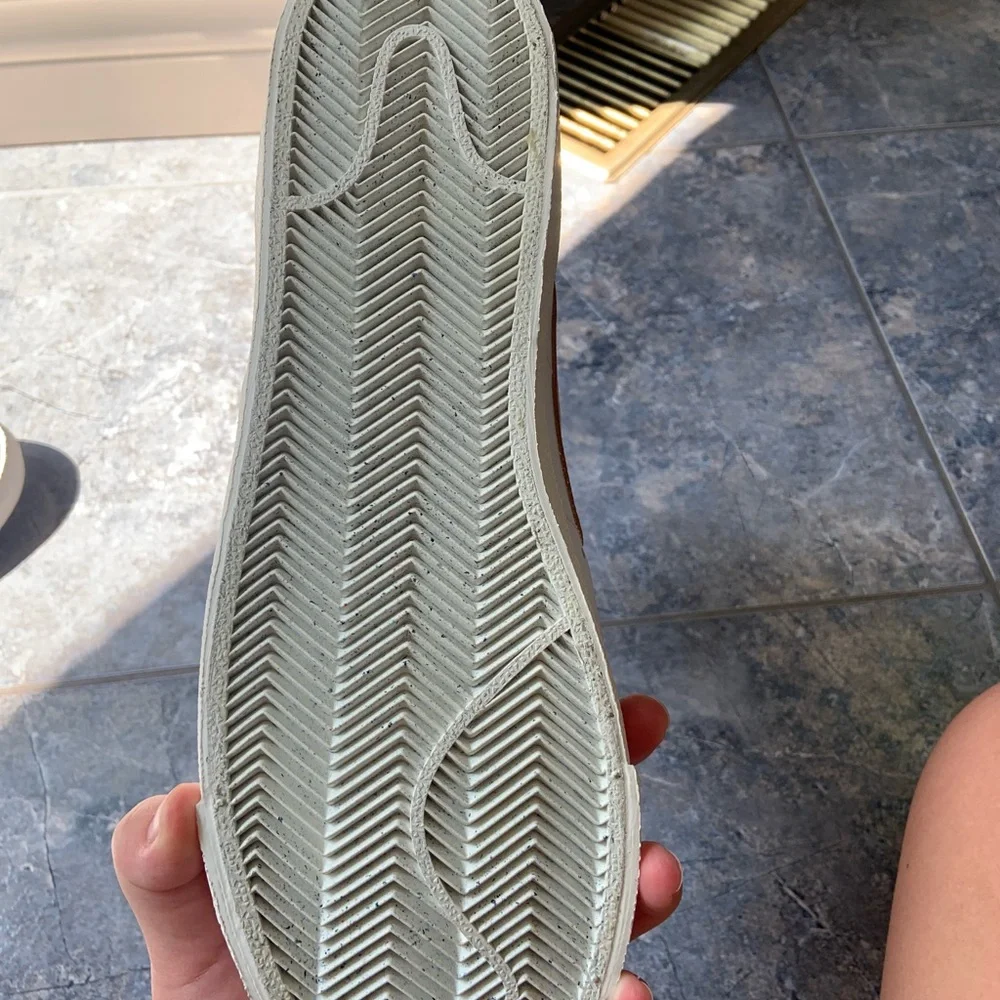 Pink Nike blazers size 9.5 women’s 8 men’s - Picture 7 of 7